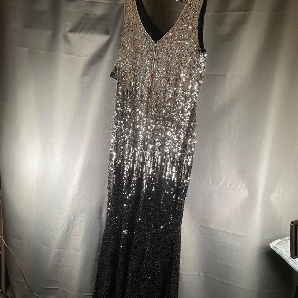 Women’s Maner Eloquent sequence, tank too dress long/formal/prom/dance-large-NWT - Picture 4 of 7